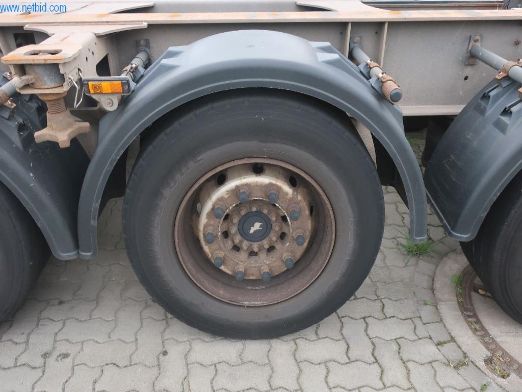 Sattelauflieger - Wechselbrücken - Container - Schwerlastgabelstapler -3