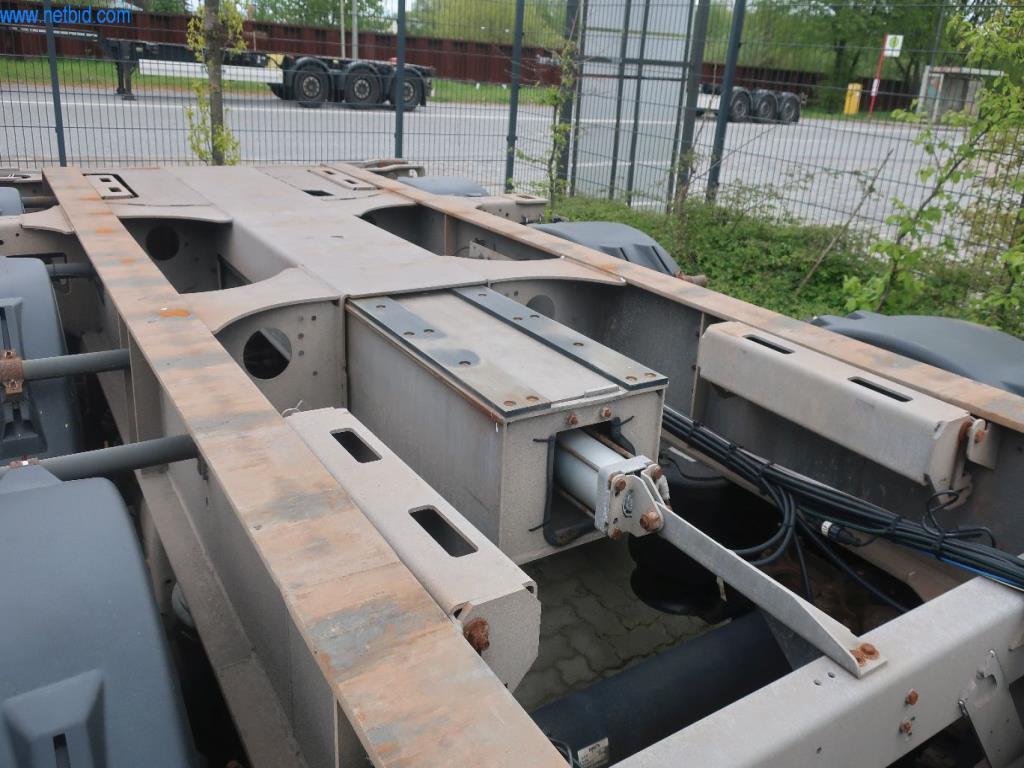 Sattelauflieger - Wechselbrücken - Container - Schwerlastgabelstapler -5