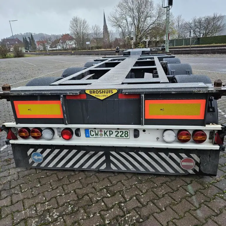 3-axle semi-trailer Broshuis 3UCC-39/45