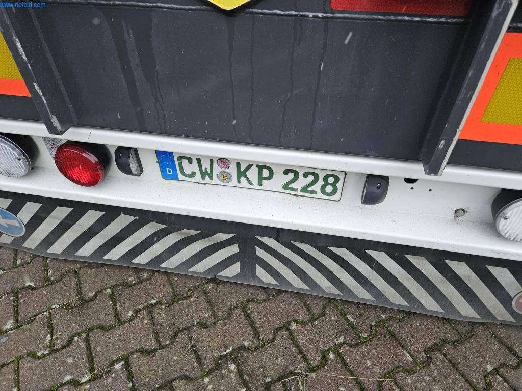 Semi-trailers - Swap bodies - Container - heavy-duty forklift trucks-6