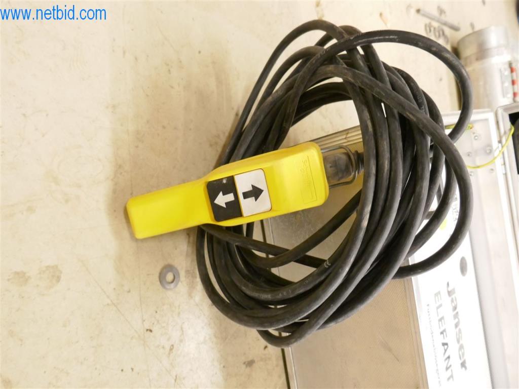 Stroje a zařízení silniční stavební společnosti-4