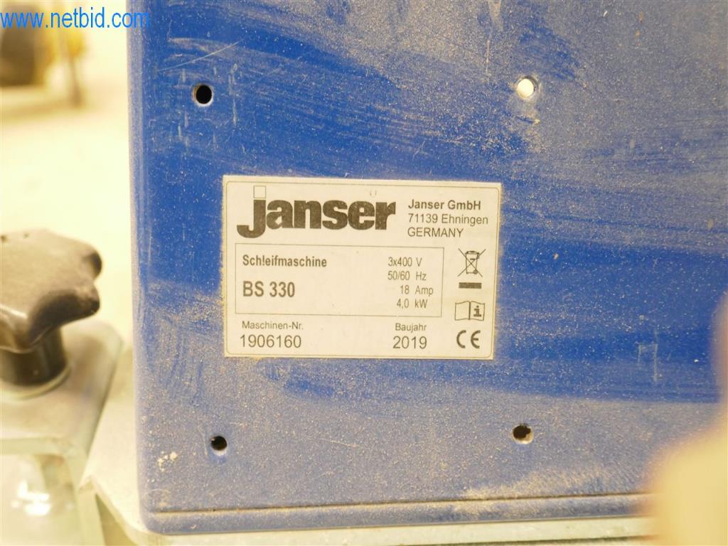 Maschinen und Ausstattung eines Straßenbau Unternehmens-3