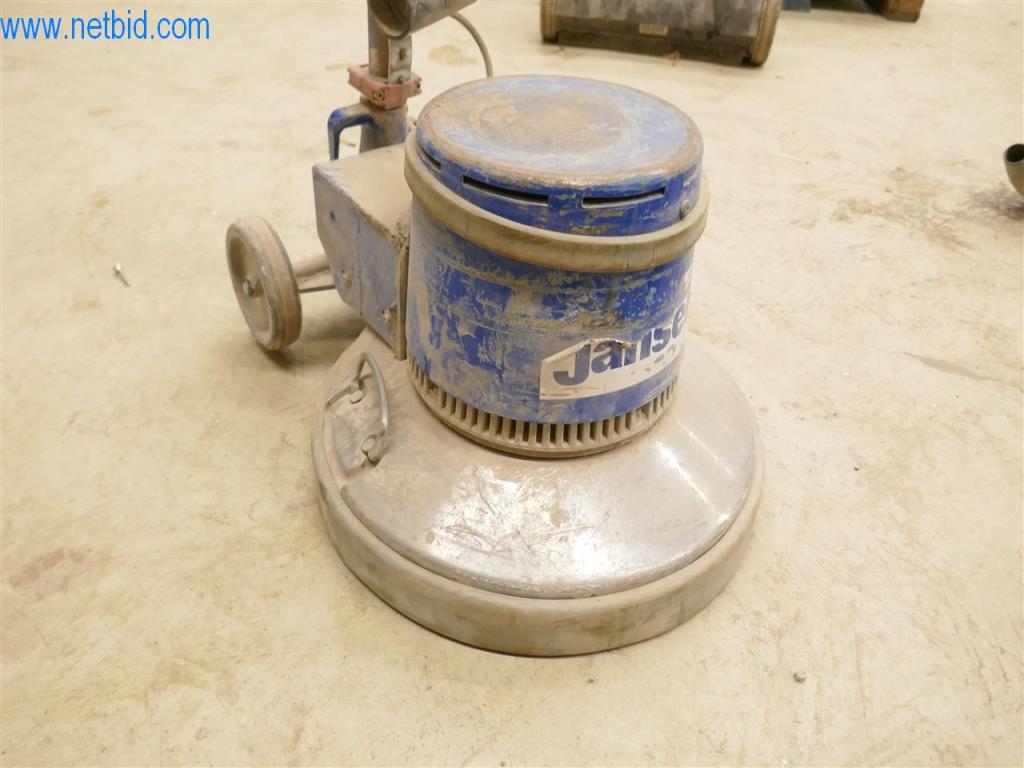 Maschinen und Ausstattung eines Straßenbau Unternehmens-2