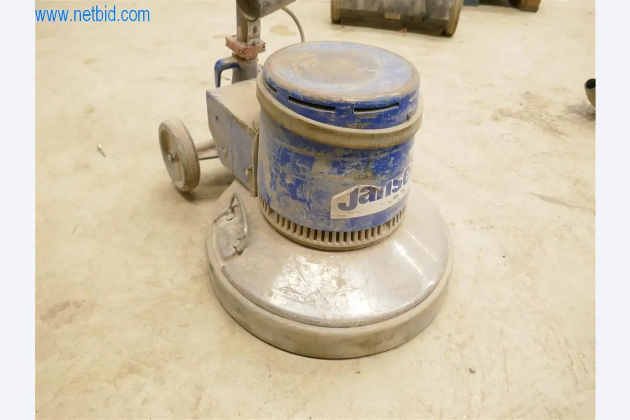 Maschinen und Ausstattung eines Straßenbau Unternehmens-2