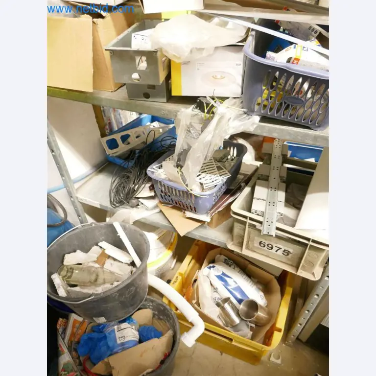 Máquinas e equipamento de uma empresa de construção de estradas-11