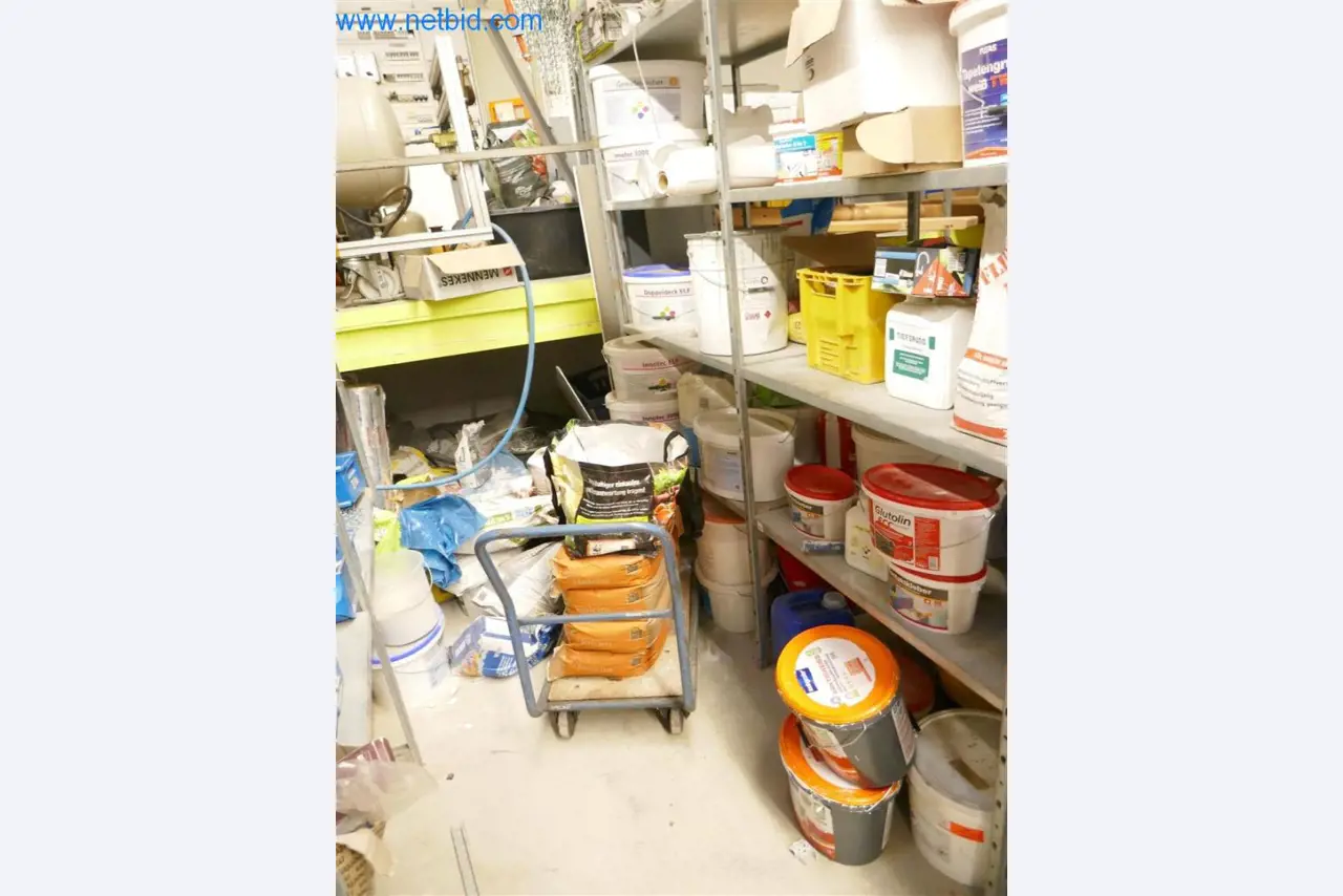 Máquinas e equipamento de uma empresa de construção de estradas-14