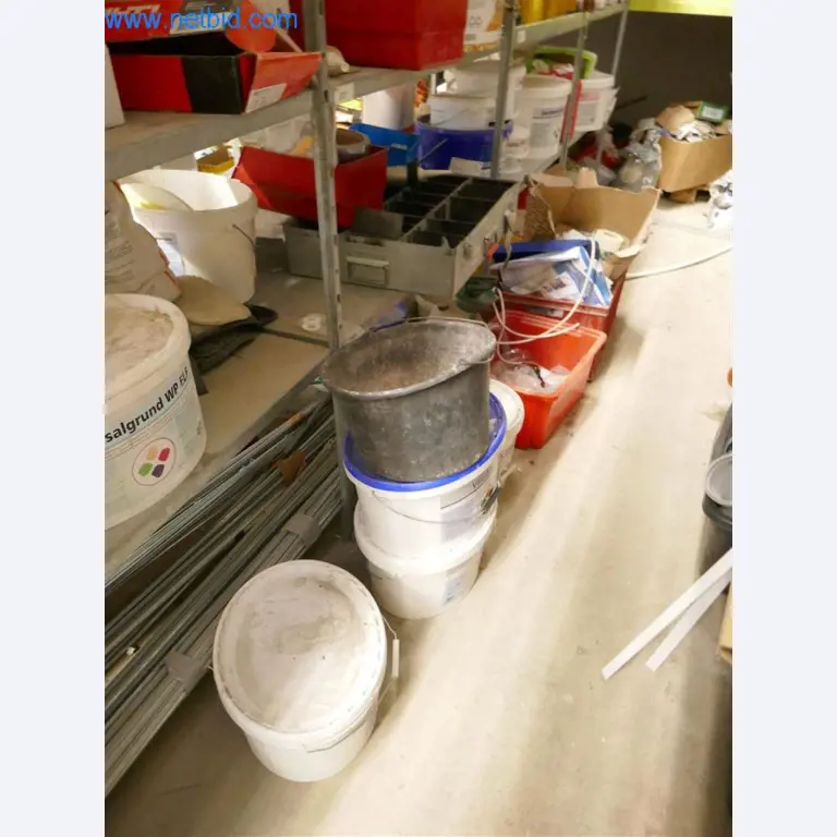 Máquinas e equipamento de uma empresa de construção de estradas-17