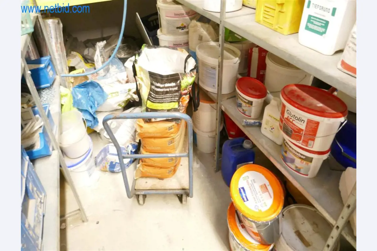 Máquinas e equipamento de uma empresa de construção de estradas-19