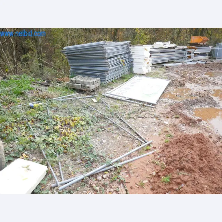 Máquinas e equipamento de uma empresa de construção de estradas-1