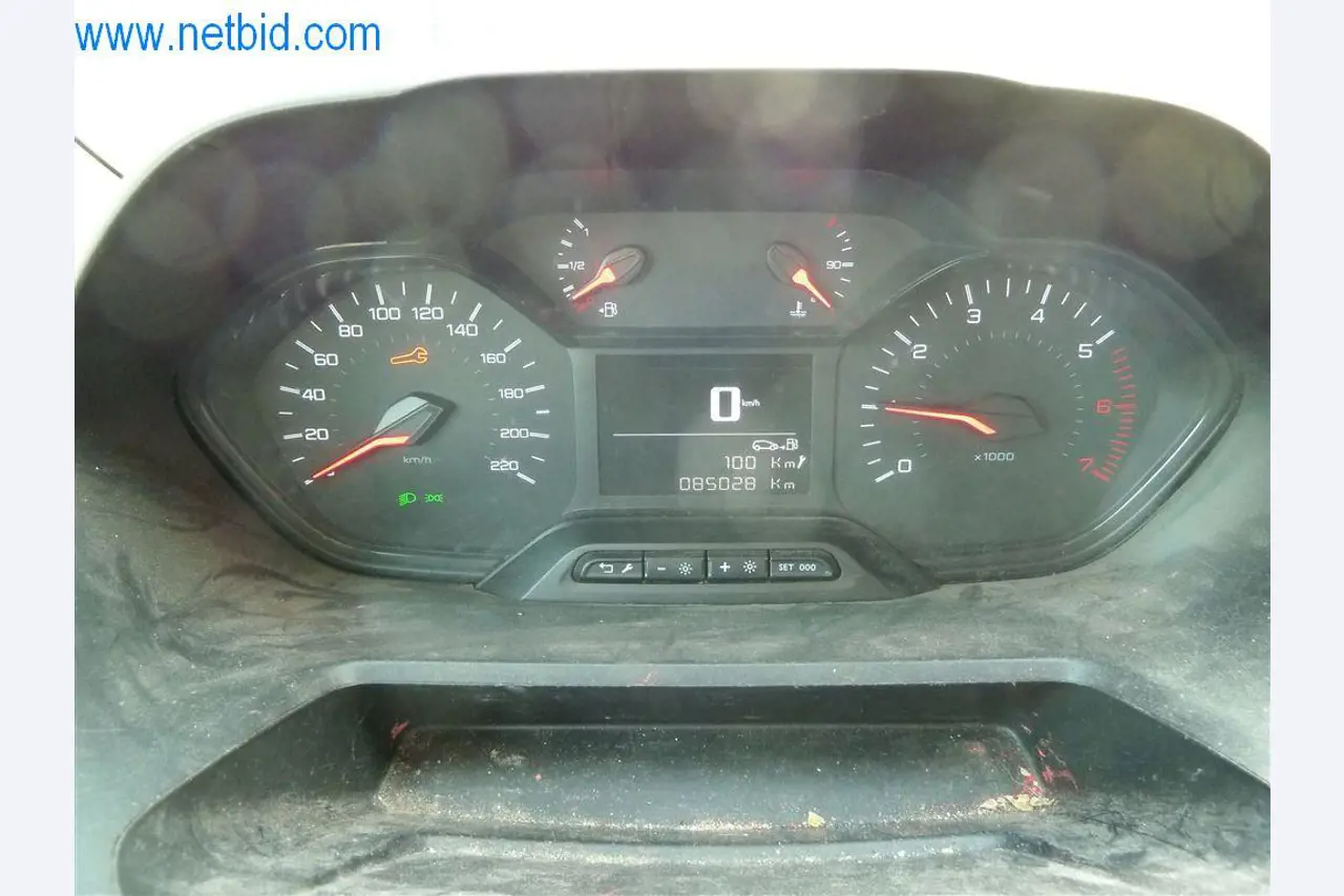 Machines en uitrusting van een wegenbouwbedrijf-16