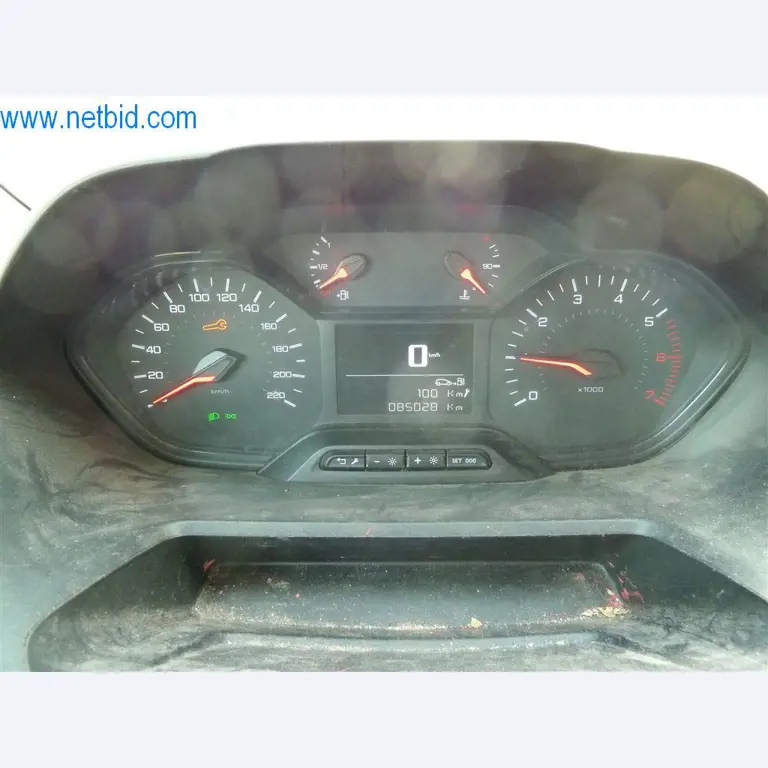 Machines en uitrusting van een wegenbouwbedrijf-16