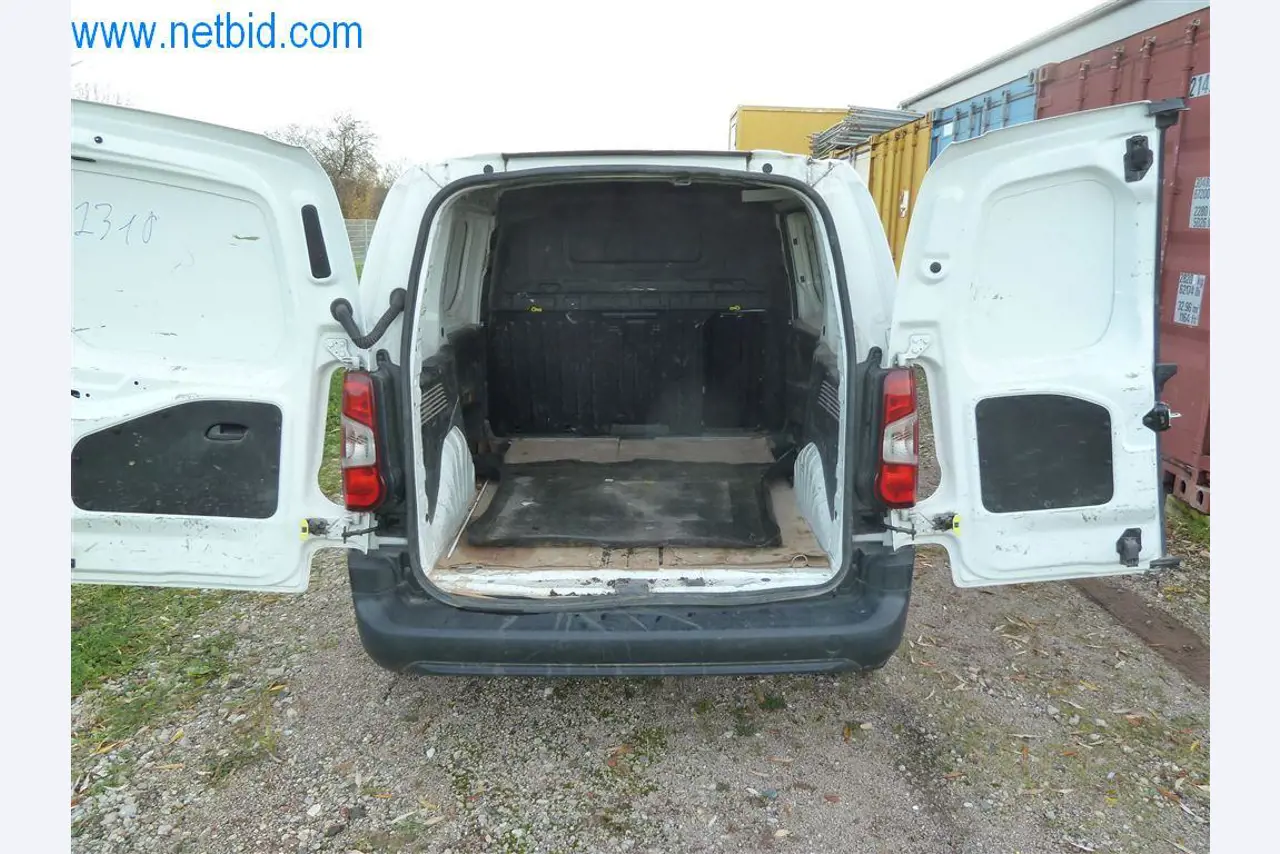 Machines en uitrusting van een wegenbouwbedrijf-18