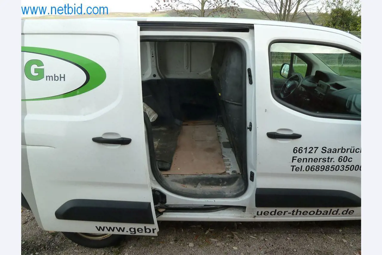 Machines en uitrusting van een wegenbouwbedrijf-21