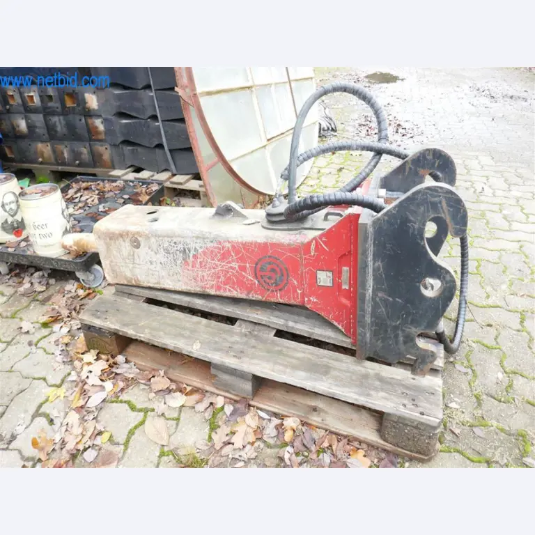 Maschinen und Ausstattung eines Straßenbau Unternehmens-1