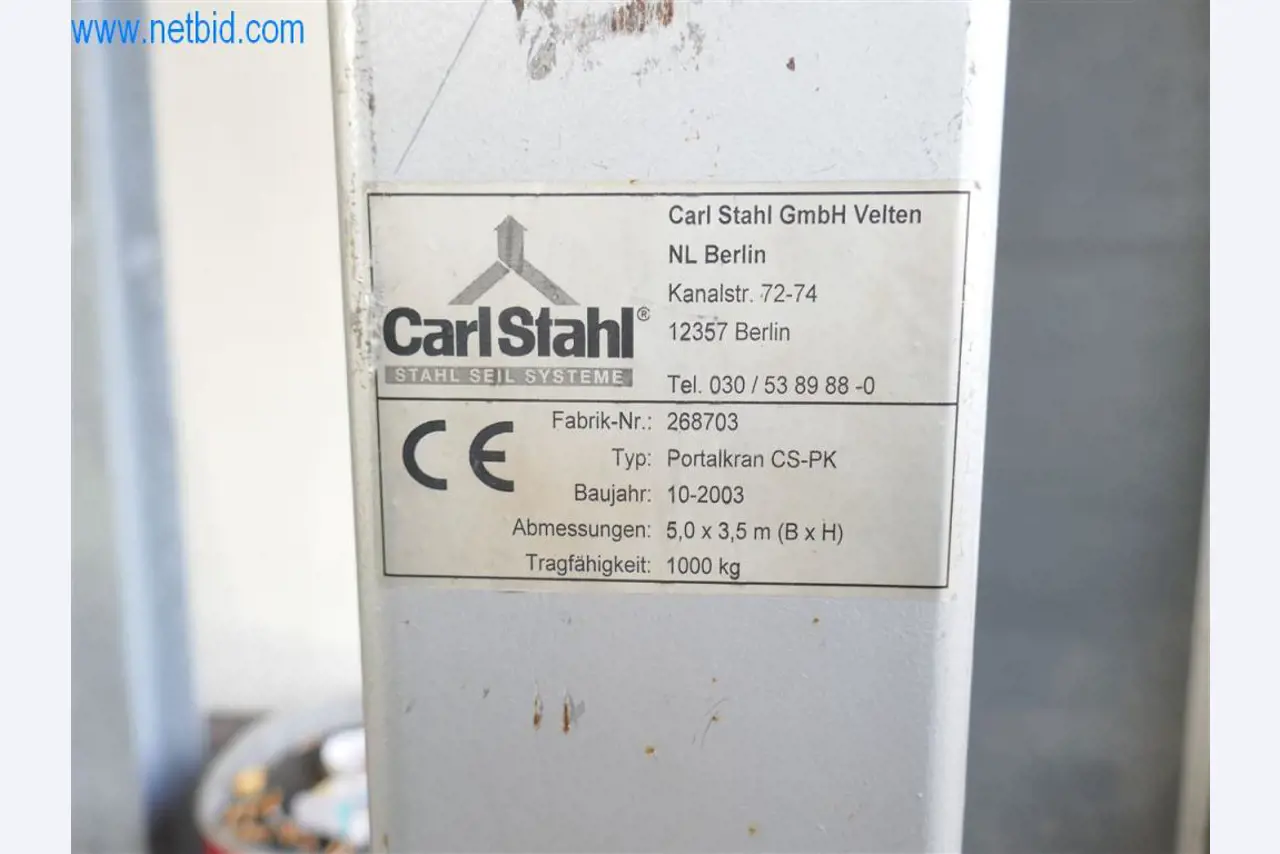 Máquinas e equipamento de uma empresa de construção de estradas-7