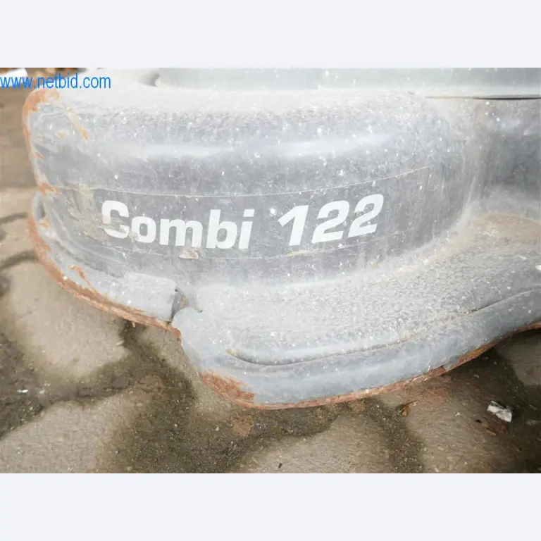 Máquinas e equipamento de uma empresa de construção de estradas-6