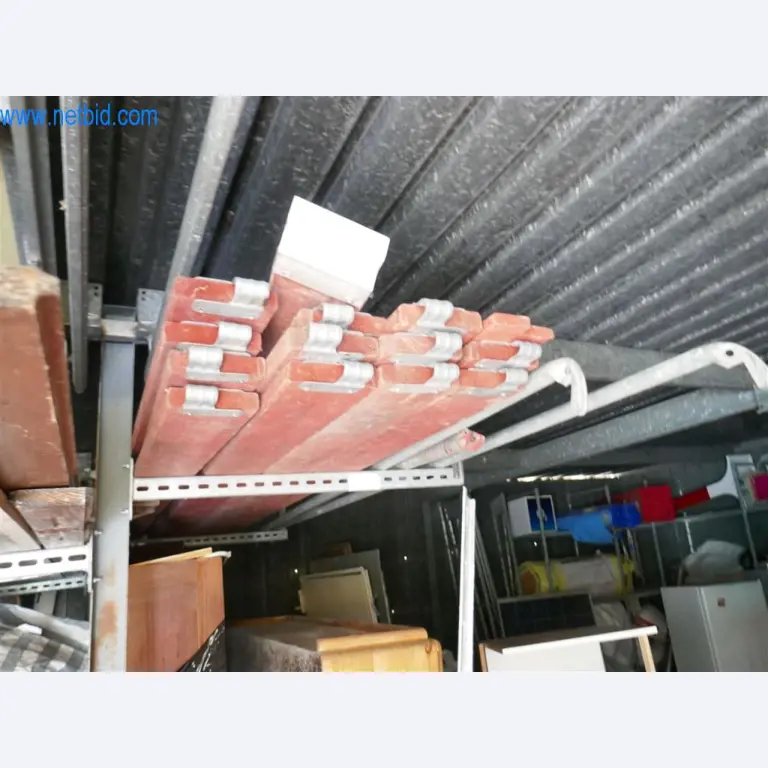 Máquinas e equipamento de uma empresa de construção de estradas-5