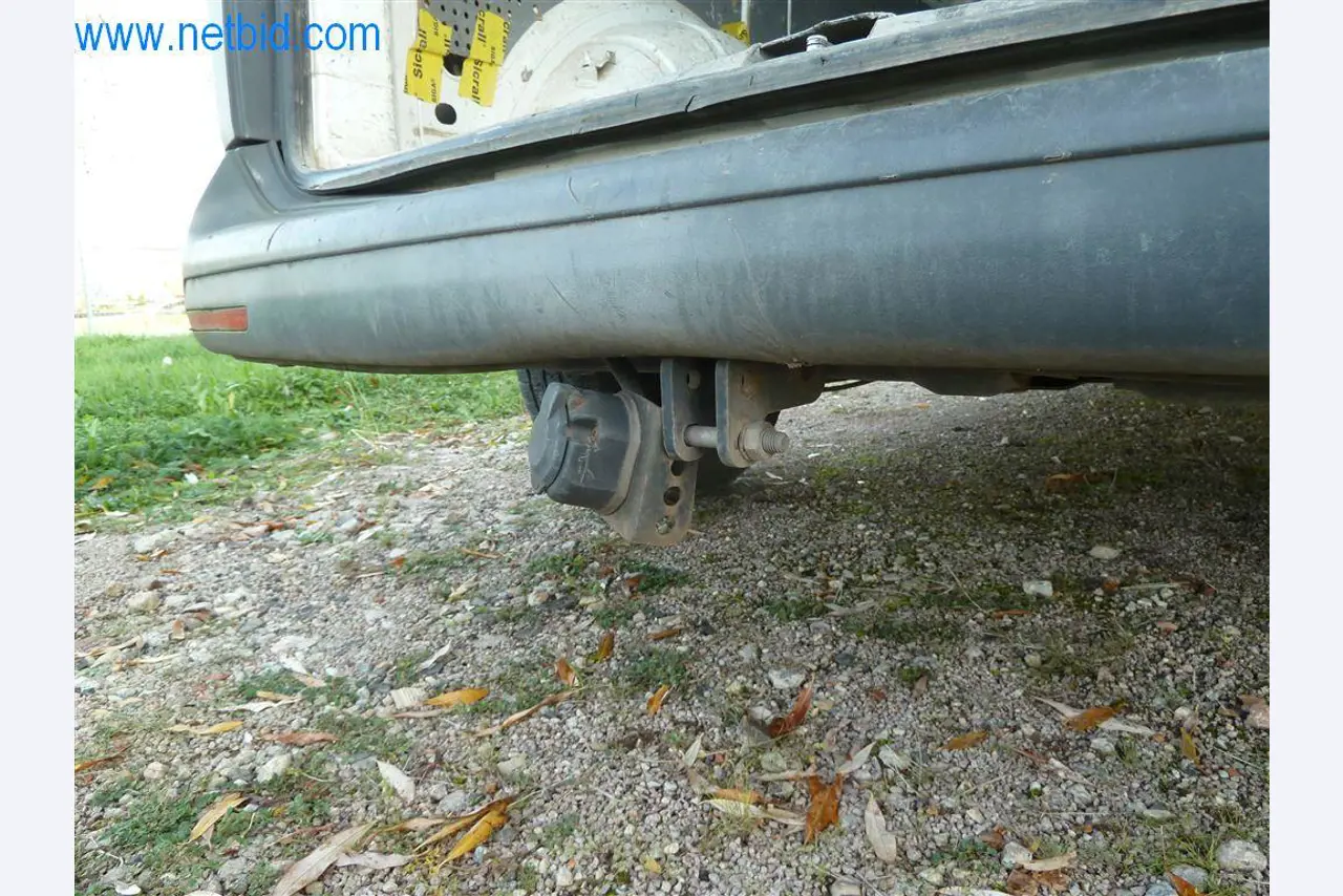 Maschinen und Ausstattung eines Straßenbau Unternehmens-20