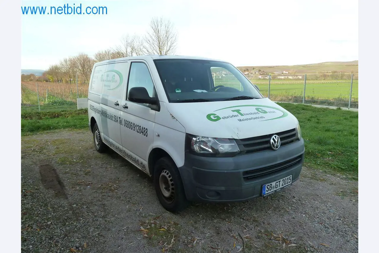 Maschinen und Ausstattung eines Straßenbau Unternehmens-2