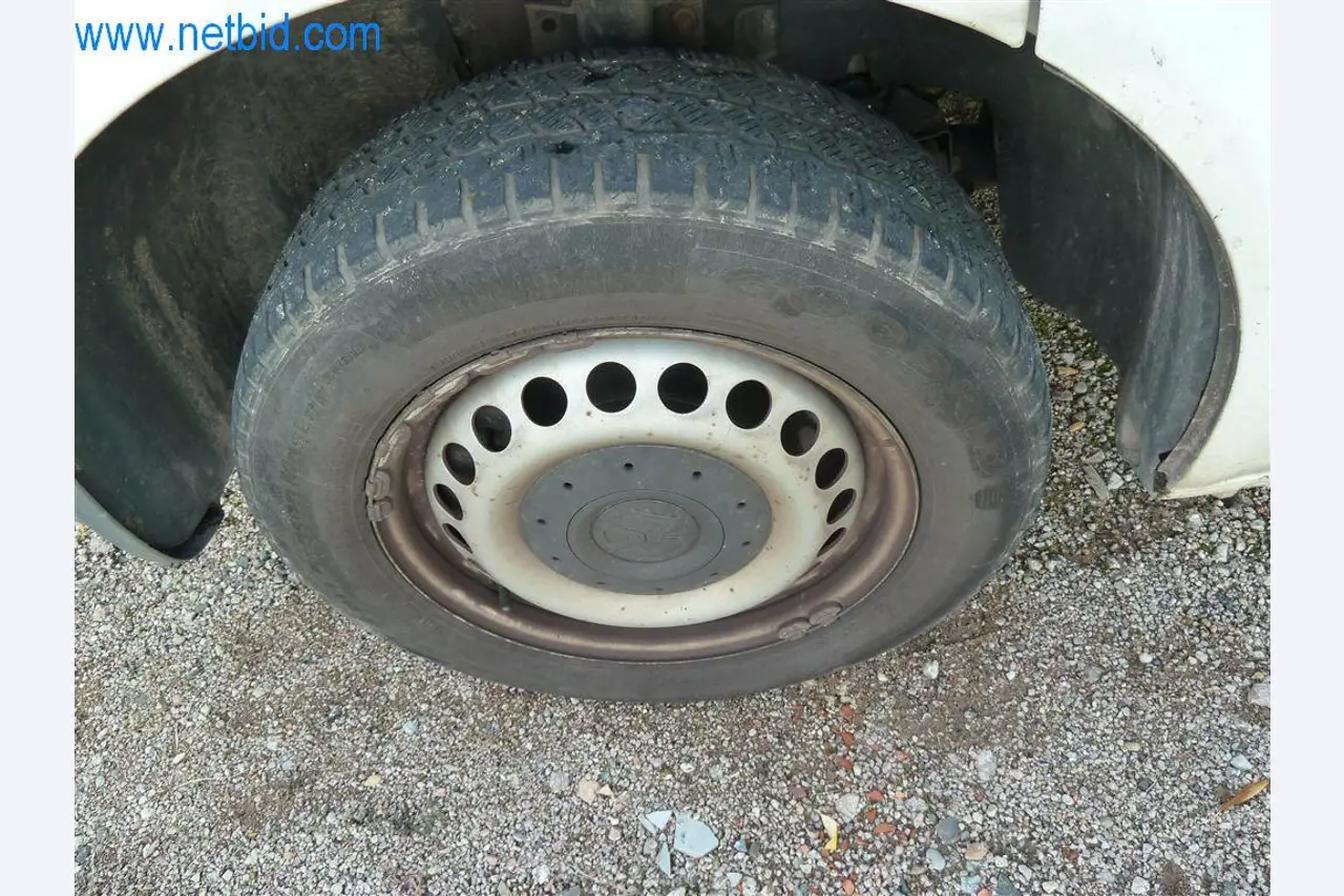 Maschinen und Ausstattung eines Straßenbau Unternehmens-6