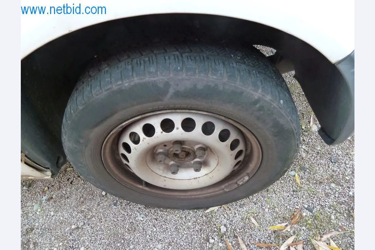 Maschinen und Ausstattung eines Straßenbau Unternehmens-7