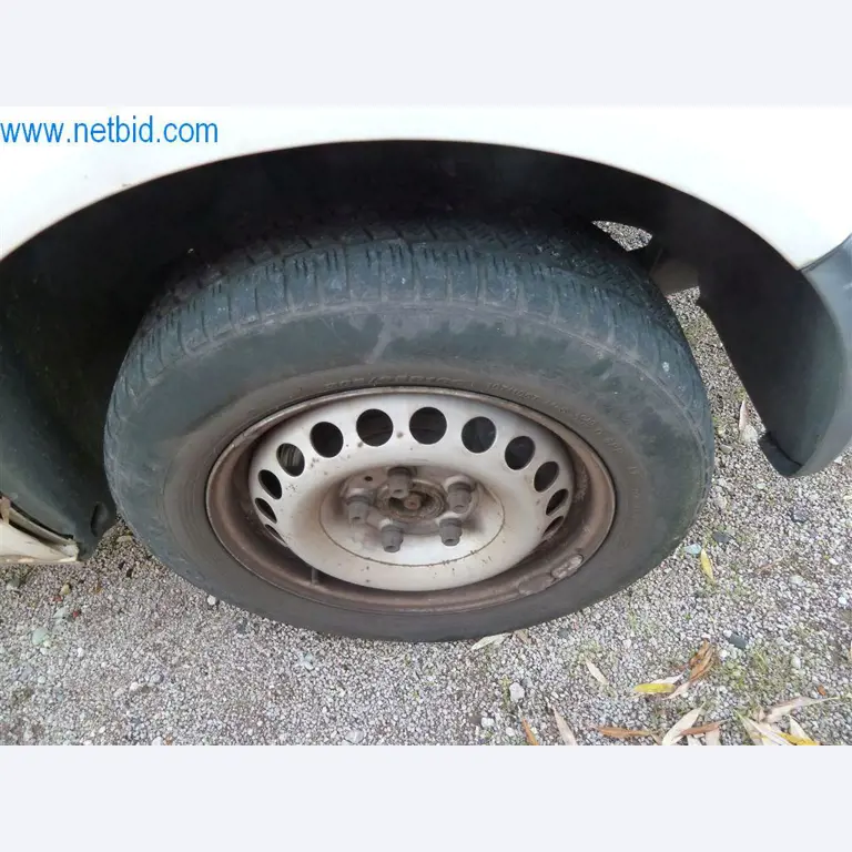 Maschinen und Ausstattung eines Straßenbau Unternehmens-7