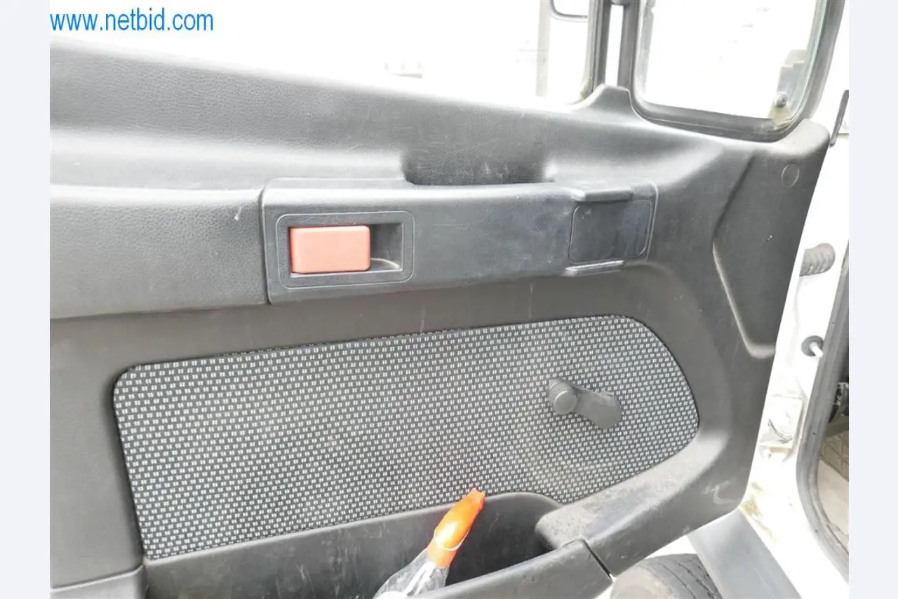 Maszyny i sprzęt firmy zajmującej się budową dróg-14