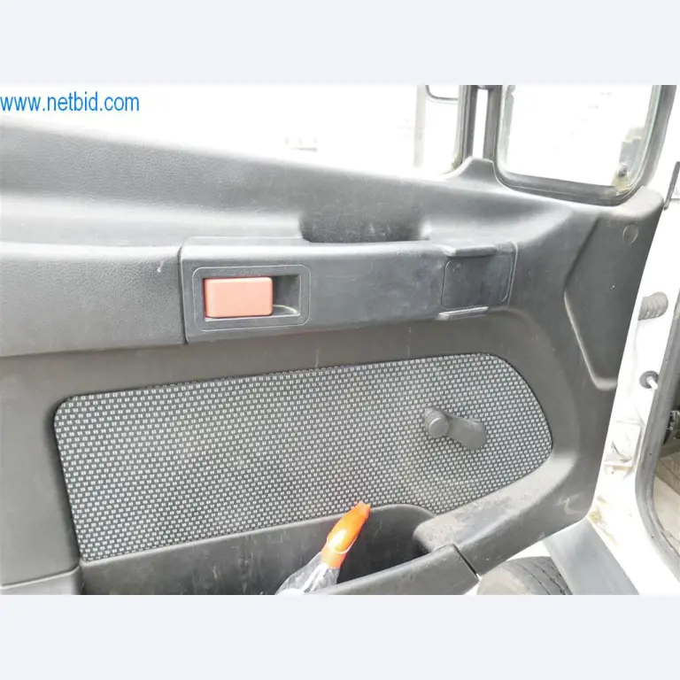 Maszyny i sprzęt firmy zajmującej się budową dróg-14