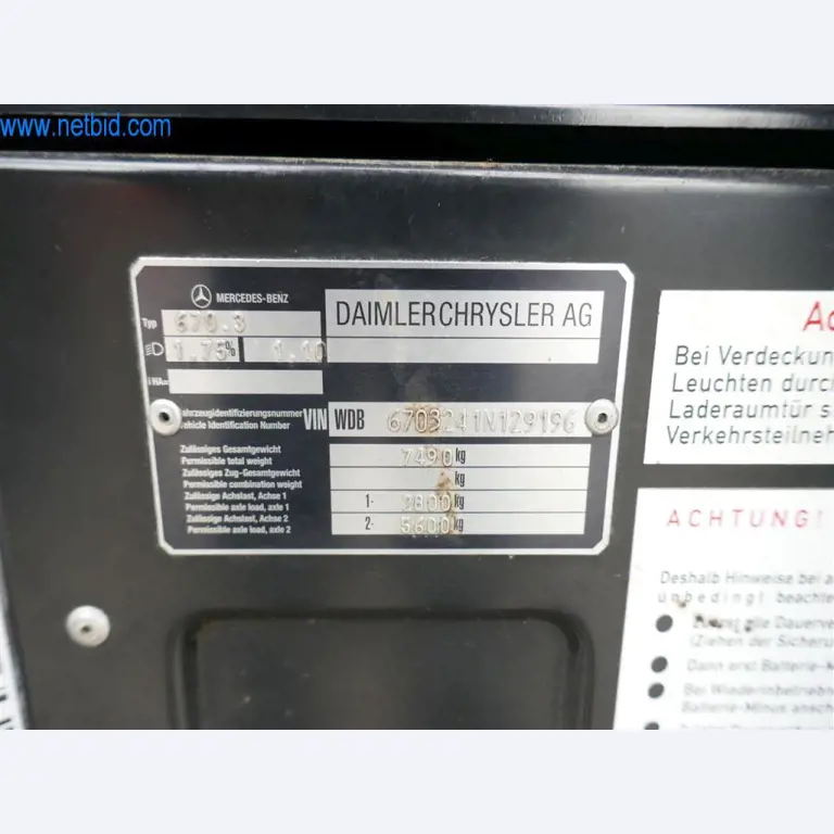 Maszyny i sprzęt firmy zajmującej się budową dróg-15