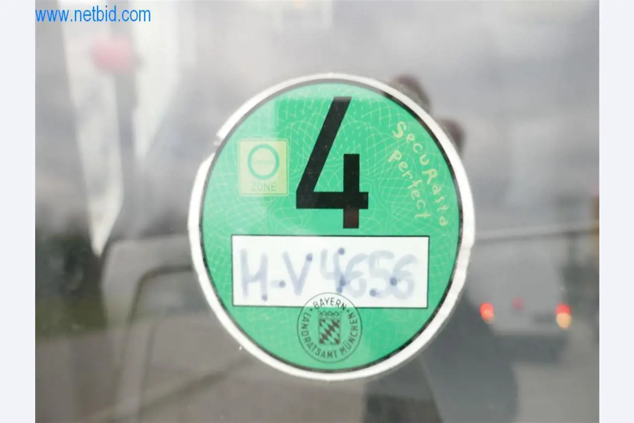 Maszyny i sprzęt firmy zajmującej się budową dróg-20