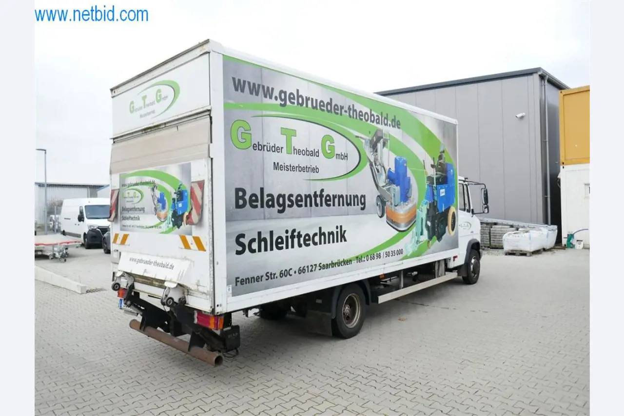 Maszyny i sprzęt firmy zajmującej się budową dróg-4