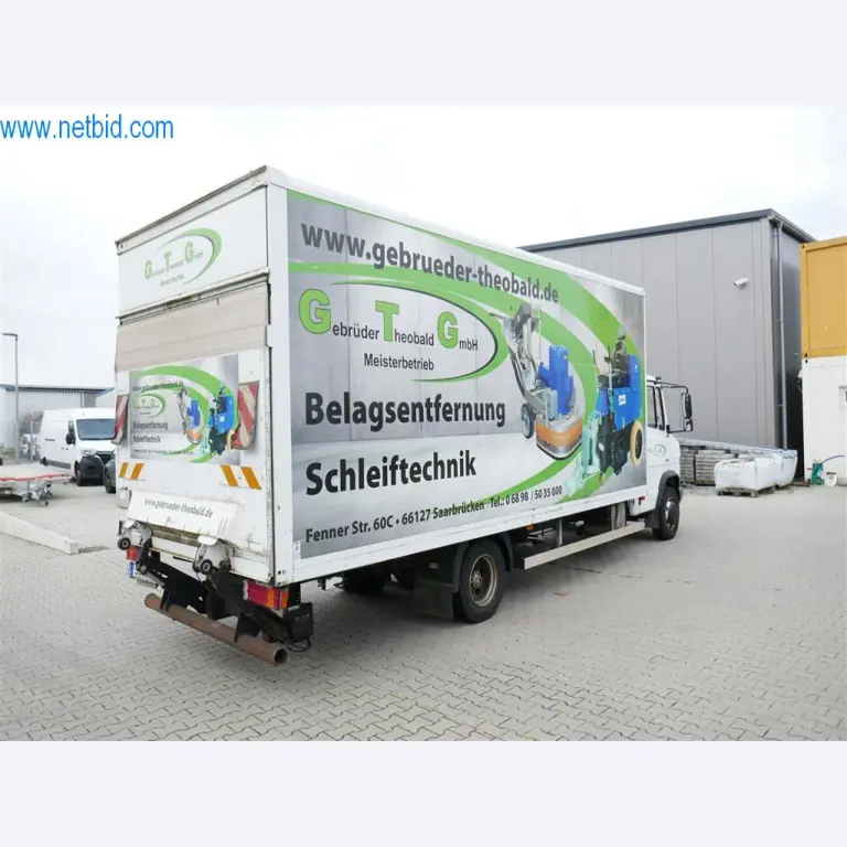 Maszyny i sprzęt firmy zajmującej się budową dróg-4