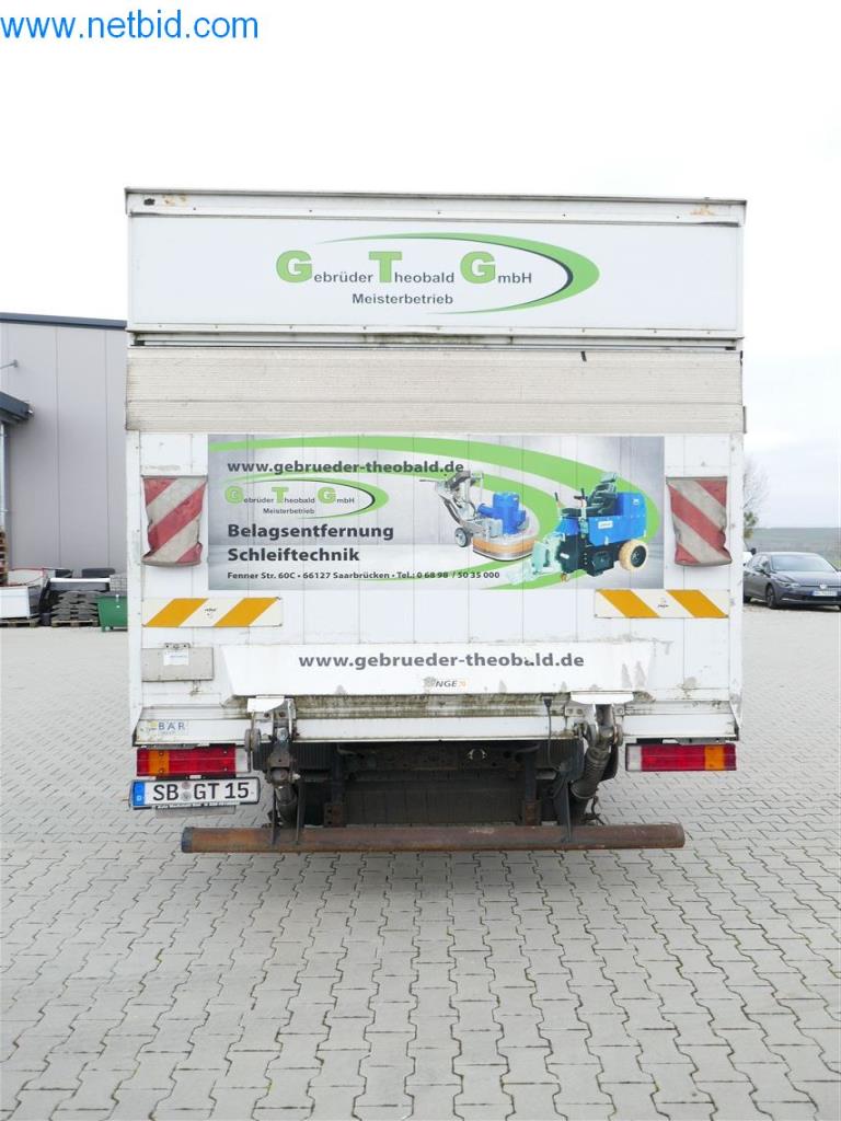 Stroje a zařízení silniční stavební společnosti-6