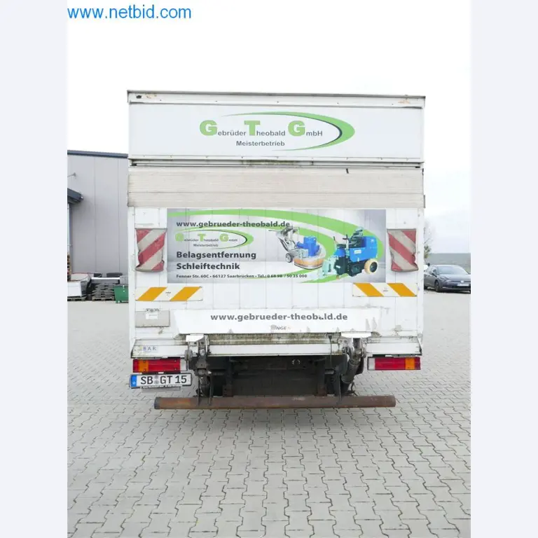 Maszyny i sprzęt firmy zajmującej się budową dróg-6