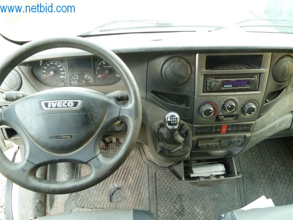 Máquinas y equipos de una empresa de construcción de carreteras-14