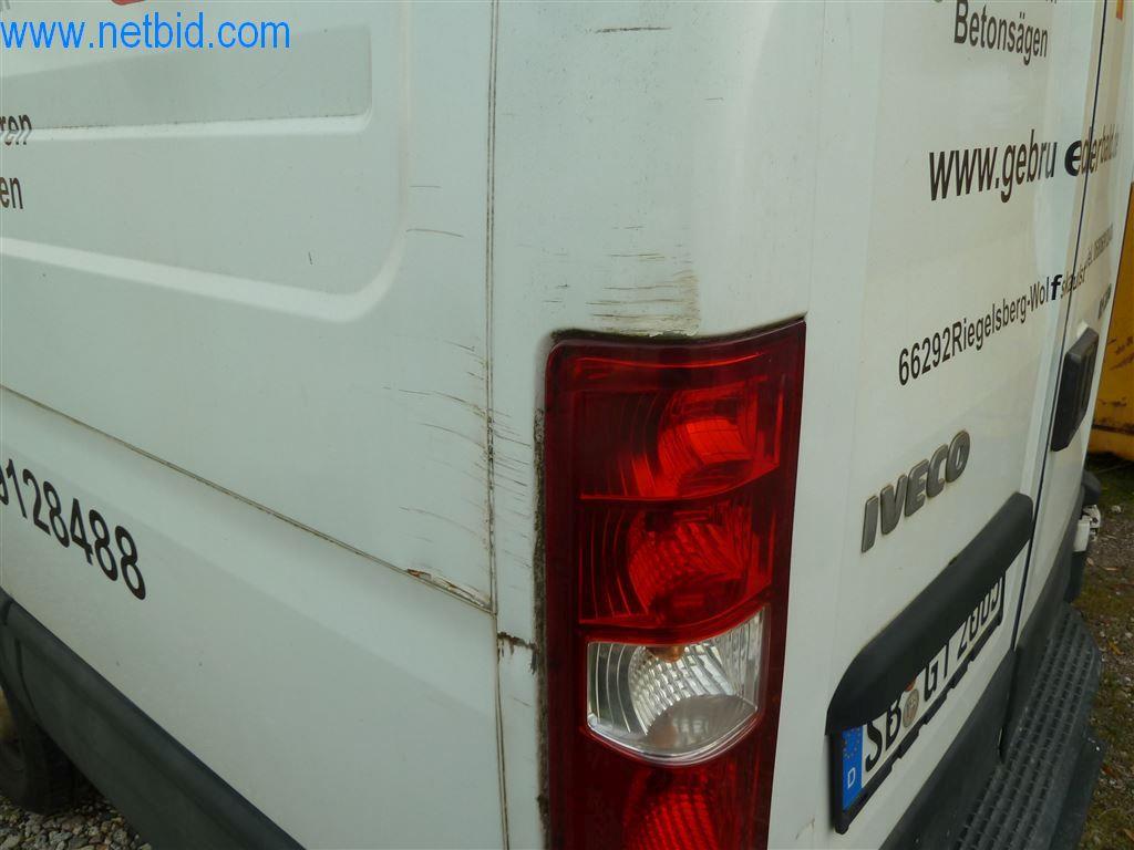 Máquinas y equipos de una empresa de construcción de carreteras-17