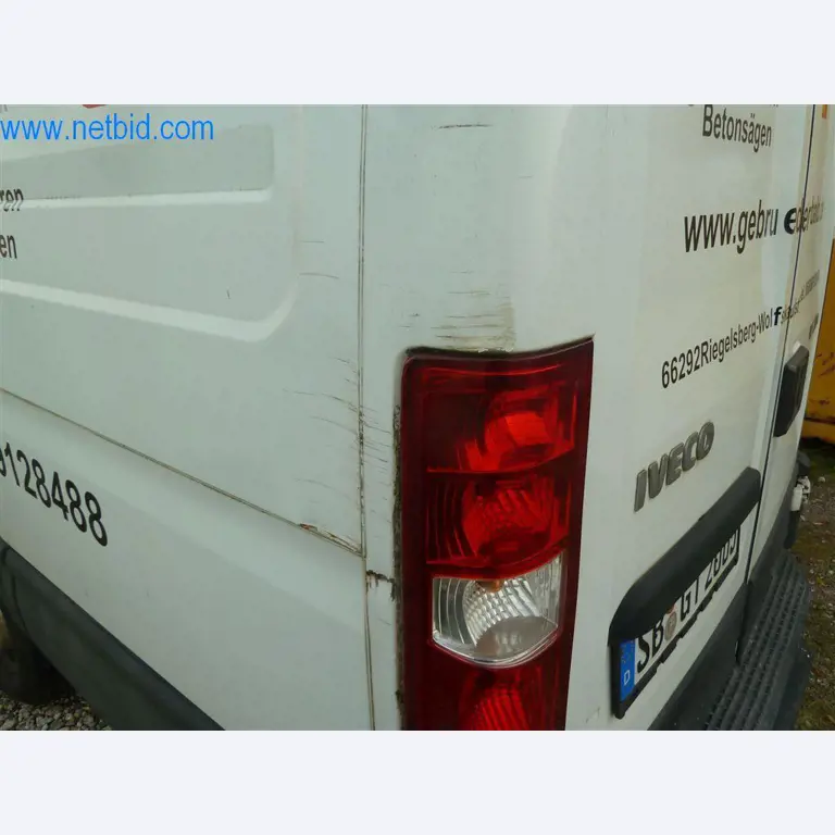 Máquinas y equipos de una empresa de construcción de carreteras-17