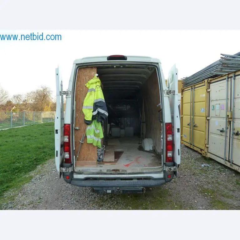 Máquinas y equipos de una empresa de construcción de carreteras-18