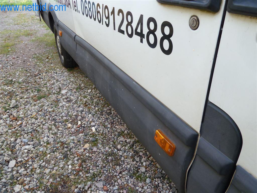 Máquinas y equipos de una empresa de construcción de carreteras-21