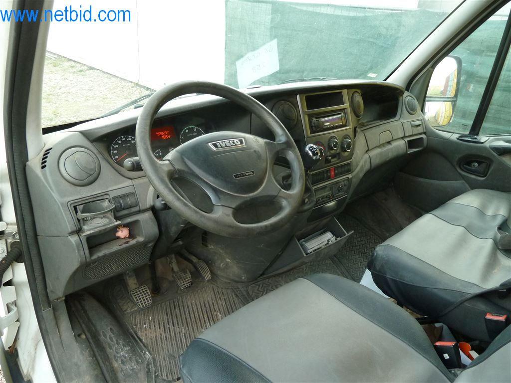 Máquinas y equipos de una empresa de construcción de carreteras-9