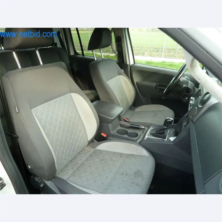 Máquinas e equipamento de uma empresa de construção de estradas-11