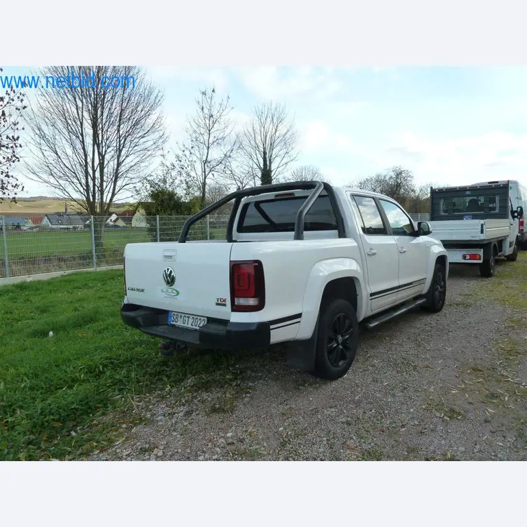 Máquinas e equipamento de uma empresa de construção de estradas-3