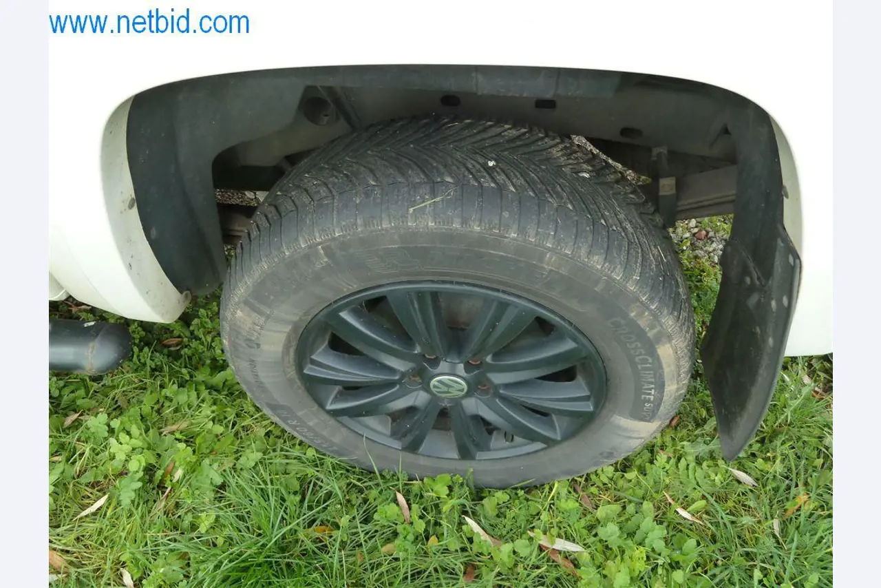 Máquinas e equipamento de uma empresa de construção de estradas-5