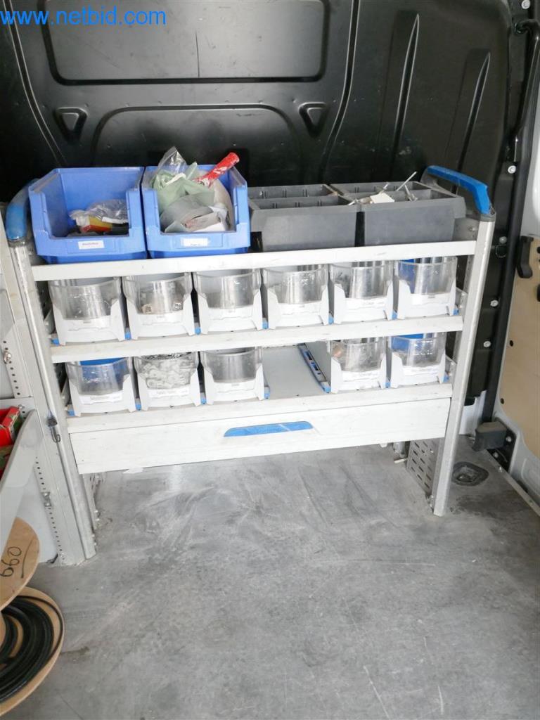 Máquinas e equipamento de uma empresa de construção de estradas-18