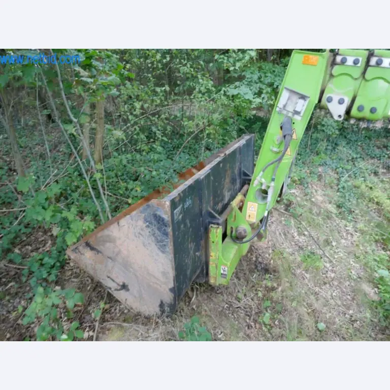 Máquinas e equipamento de uma empresa de construção de estradas-9