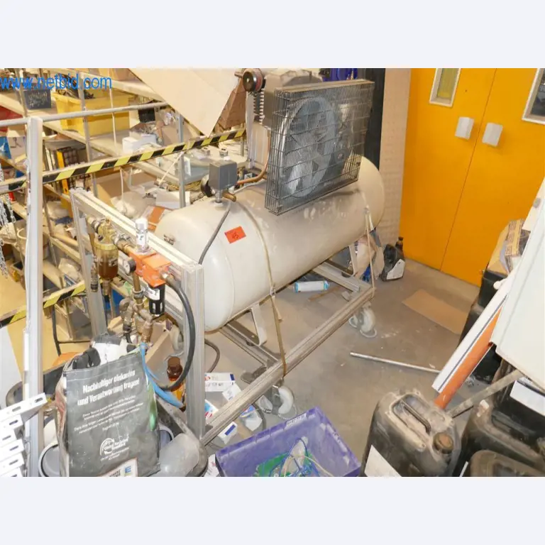 Máquinas y equipos de una empresa de construcción de carreteras-1