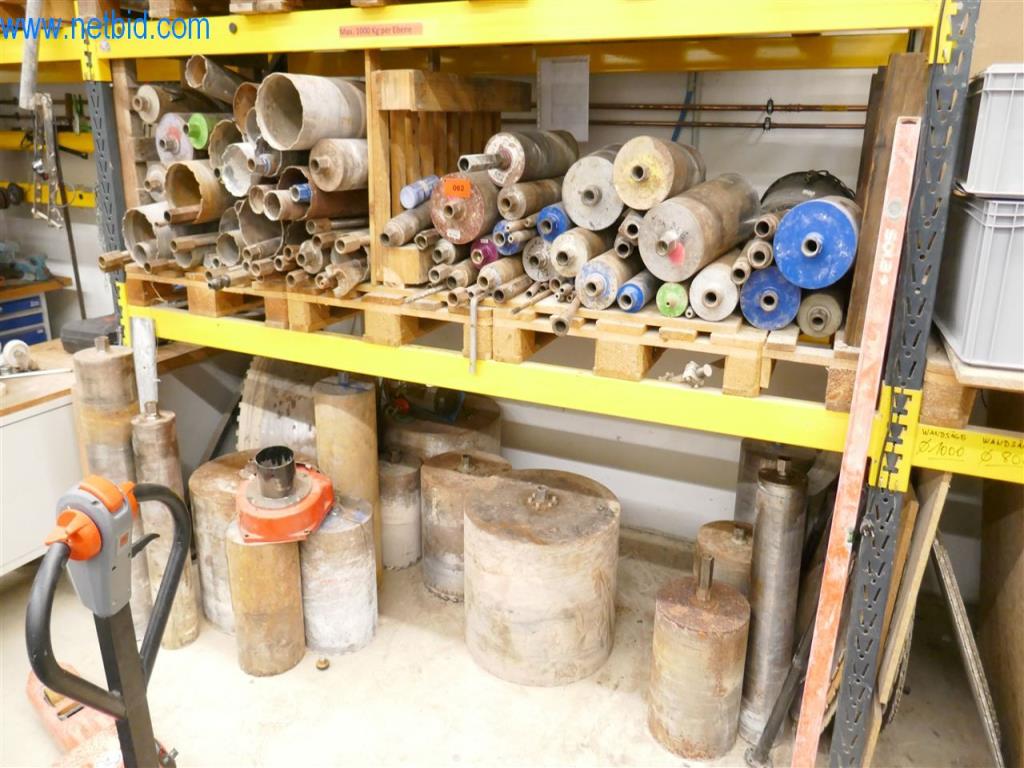 Maschinen und Ausstattung eines Straßenbau Unternehmens-1