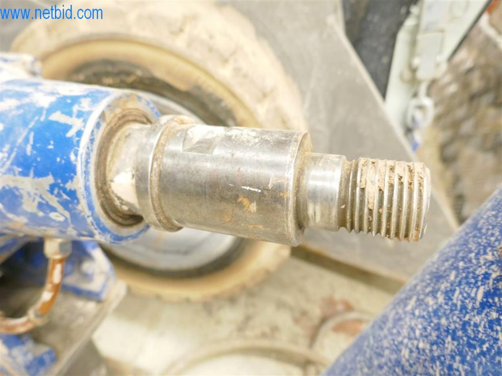 Maschinen und Ausstattung eines Straßenbau Unternehmens-2