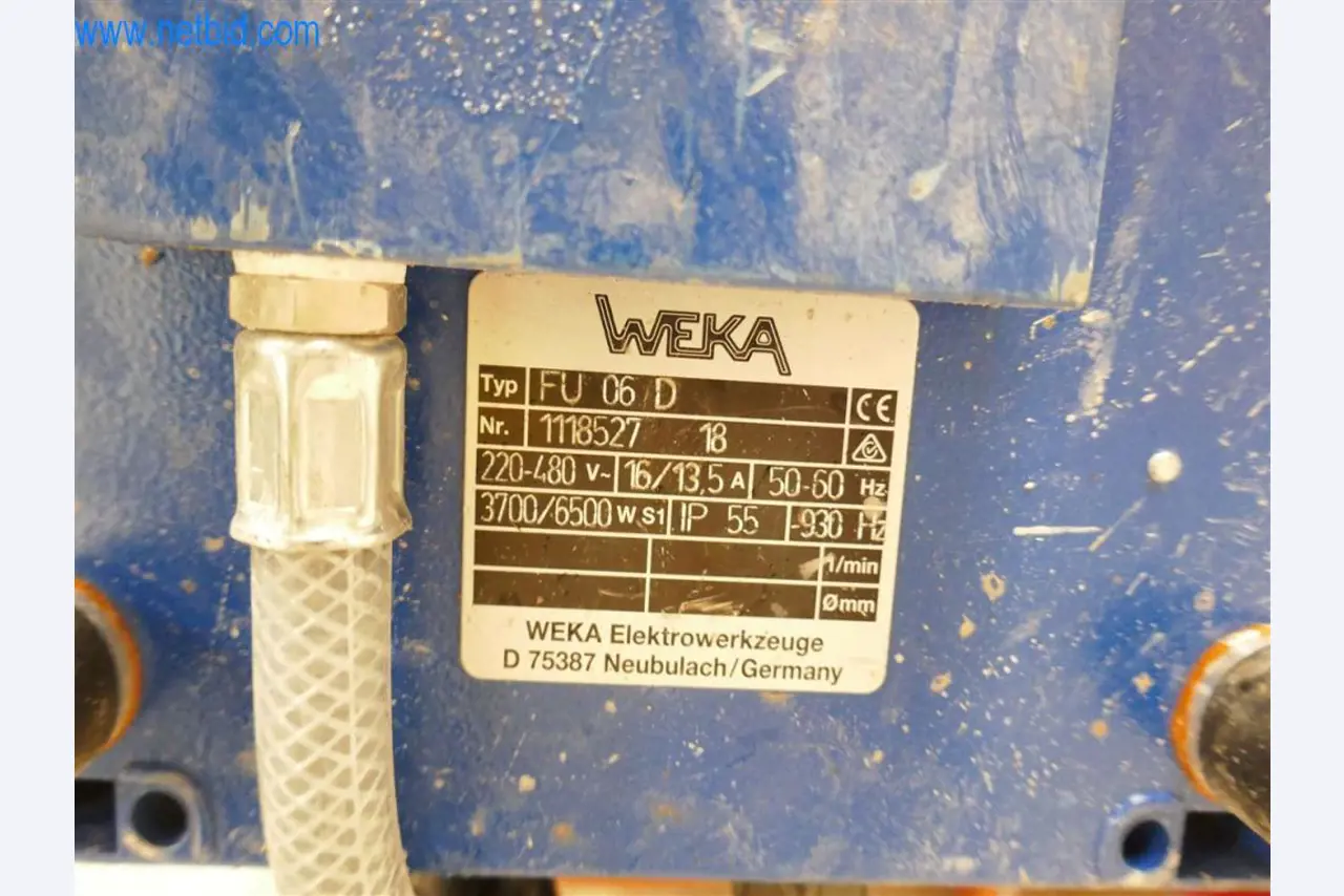 Máquinas e equipamento de uma empresa de construção de estradas-5