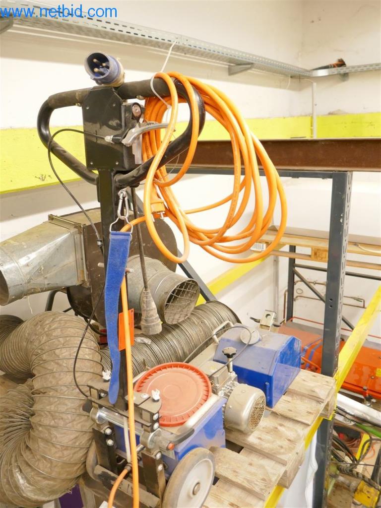 Stroje a zařízení silniční stavební společnosti-1